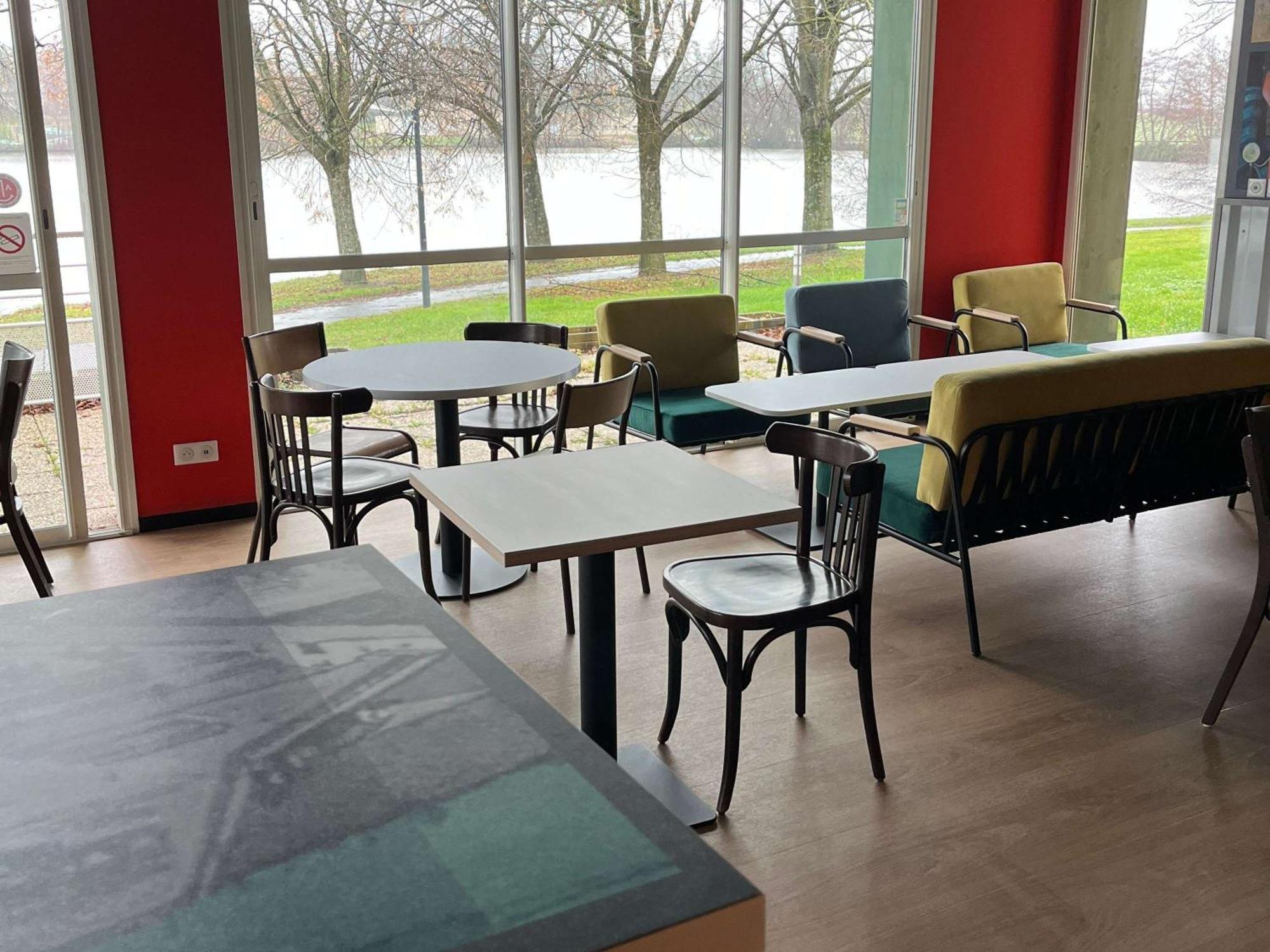 Ibis Styles Bourbon Lancy Hotell Exteriör bild