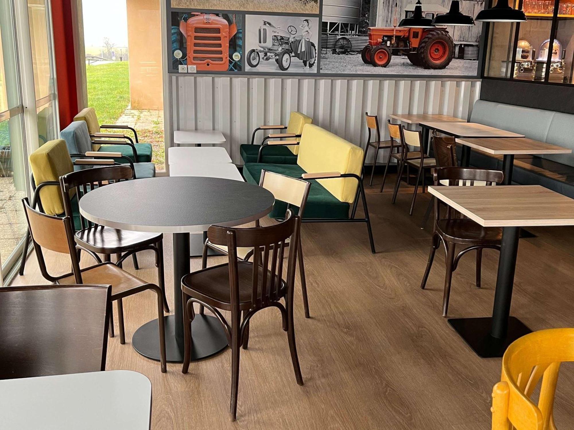 Ibis Styles Bourbon Lancy Hotell Exteriör bild