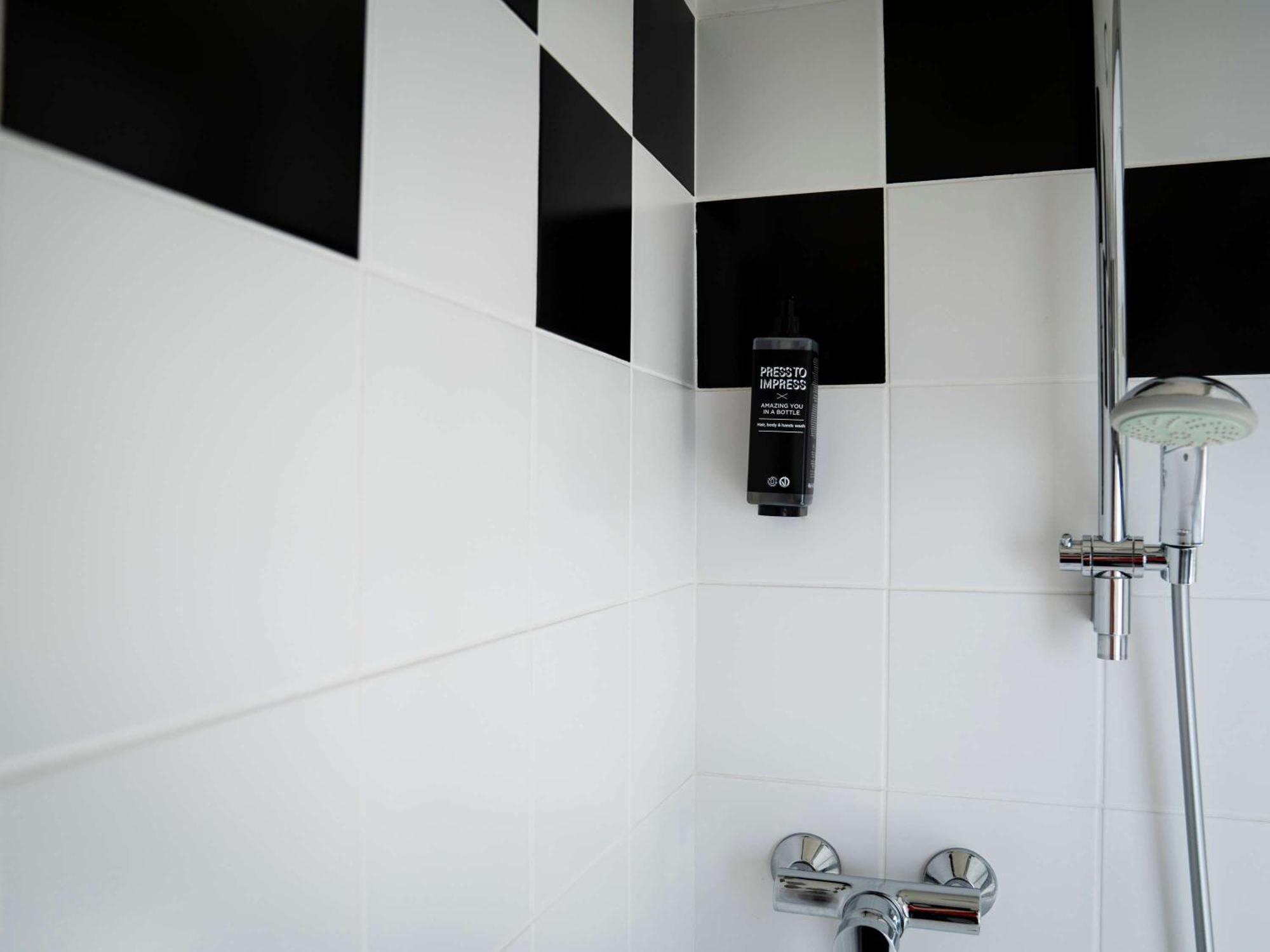 Ibis Styles Bourbon Lancy Hotell Exteriör bild