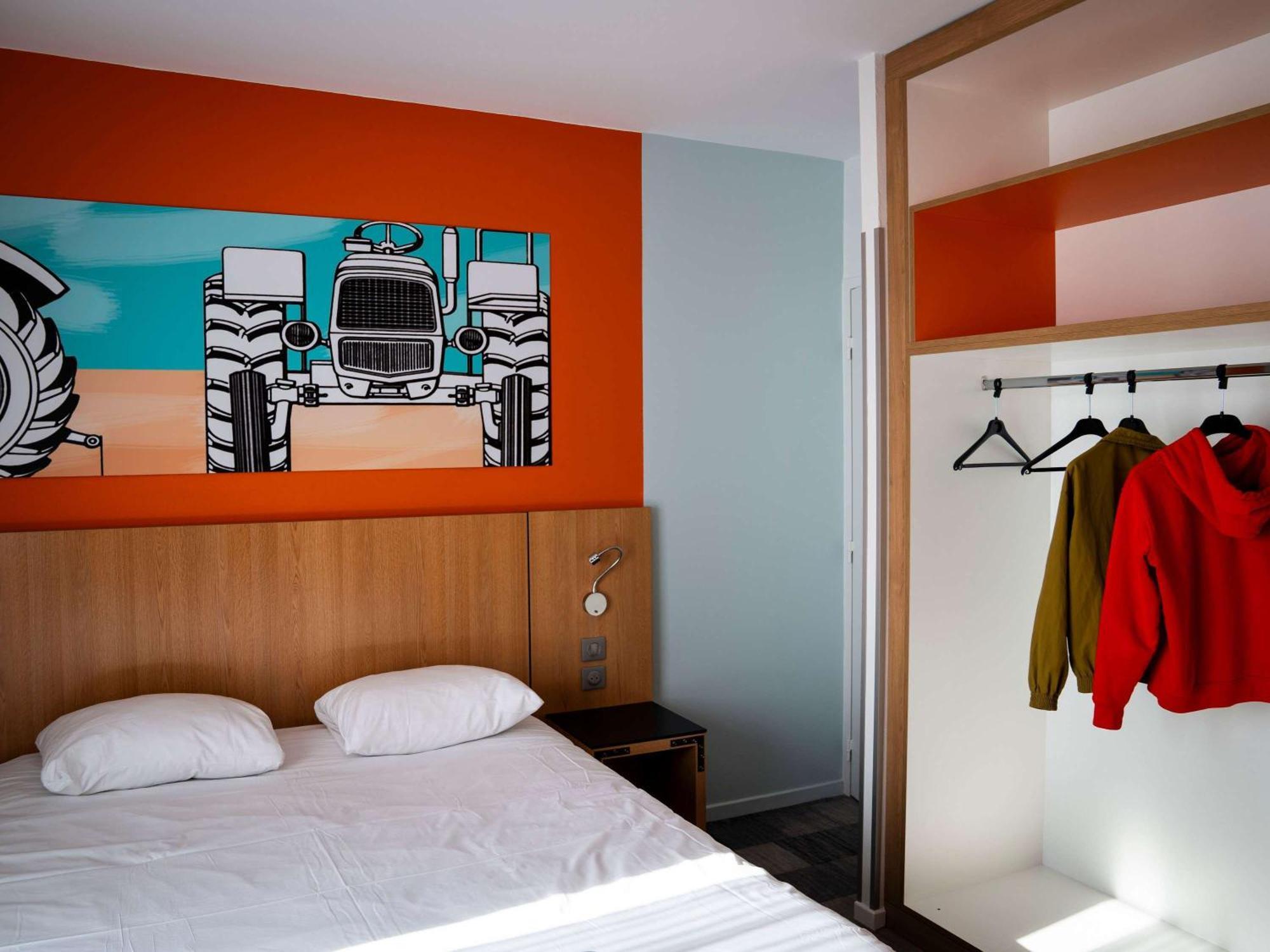 Ibis Styles Bourbon Lancy Hotell Exteriör bild