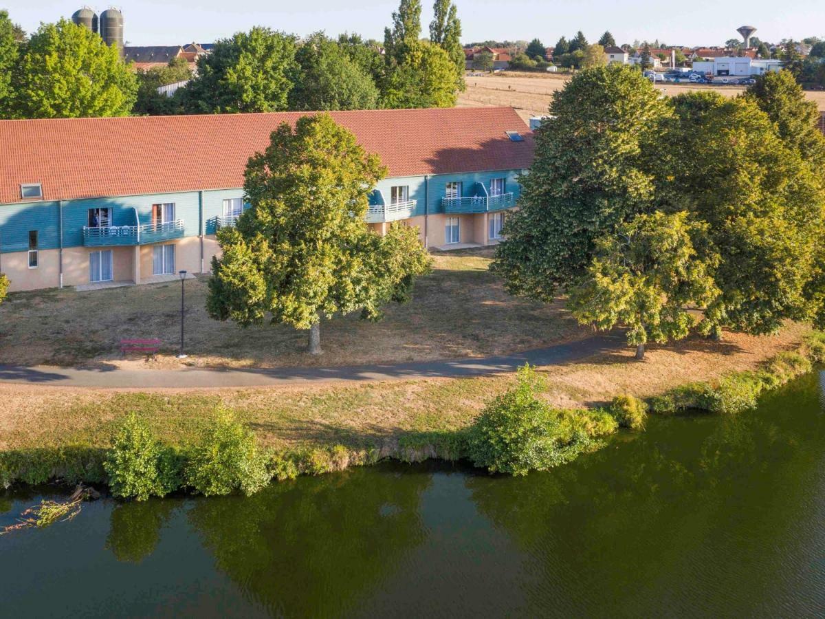 Ibis Styles Bourbon Lancy Hotell Exteriör bild